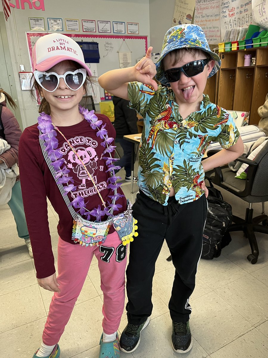 Karly Schmitt tweet media