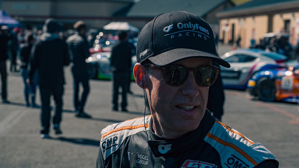 P1Groupe's tweet photo. Ready for some of that California Sunshine! ☀️
💙🧡4️⃣3️⃣
🤝 @OnlyFans @watchOFTV @Racingedge1
🛞 @43vogel @MBellRacing
🔧 @RENNtechInc
🏆 @GT4America
#onlyfans #onlyfansracing #motorsports #rennteched #renntech #amg #amgcustomerracing
#gt4 #p1groupe #racing https://t.co/nFB7KvwfBc