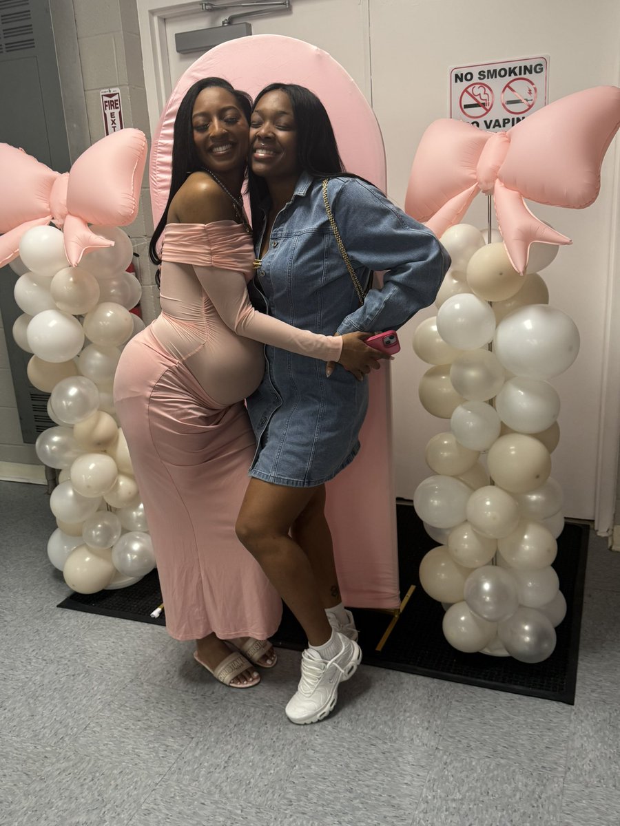 IamMKShadeed's tweet photo. From Poly💙🧡 to ParentHood🤰🏽 https://t.co/ZH0Vf0HWQn