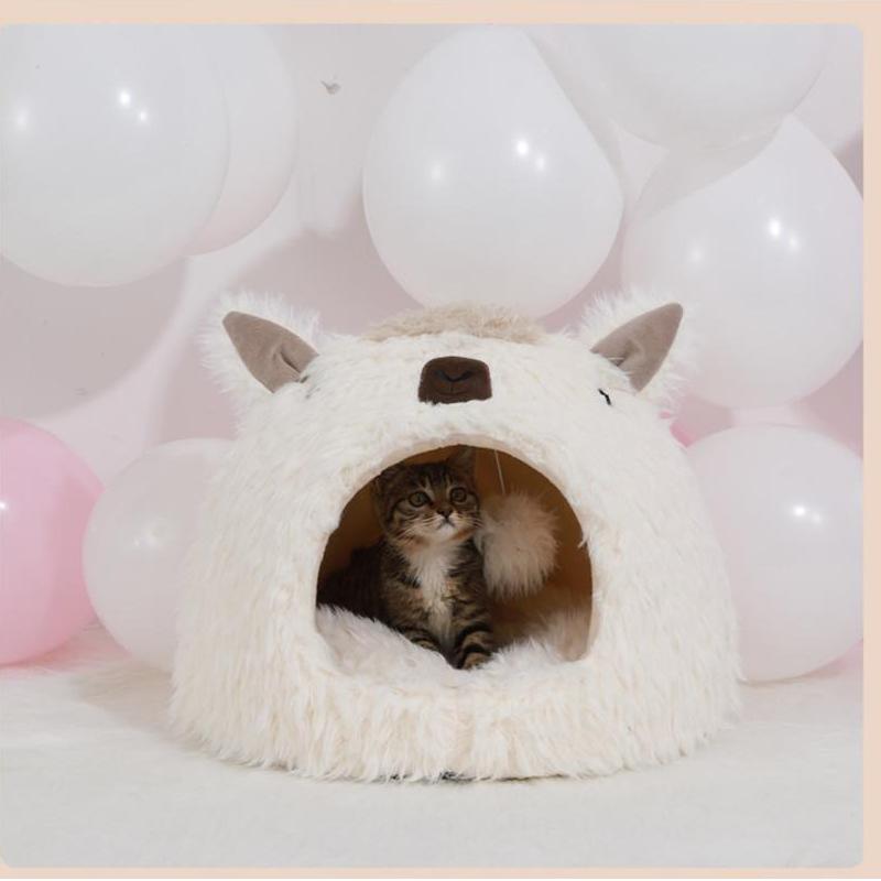 UnicunShop's tweet photo. Spoil your furry friend with the ultimate cuddle haven! 🦙 Our Cozy Alpaca Pet Bed is like a warm hug for your pet.  They'll be living their best life (and dreaming of endless treats!)😴 Get yours now: https://t.co/lTDqIWV4Ev  #petbed #spoiledpets #alpacawool https://t.co/SSQsVHpzqI