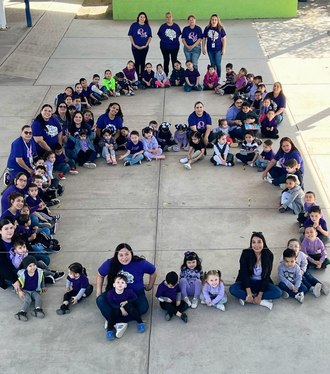 Las niñas y  niños  de CADI 1 conmemoraron el Día de la Mujer con amor y valores 🌸

En el marco del Día Internacional de la Mujer, nuestros pequeños, junto a sus mamás, realizaron actividades llenas de enseñanzas sobre respeto, igualdad y solidaridad.