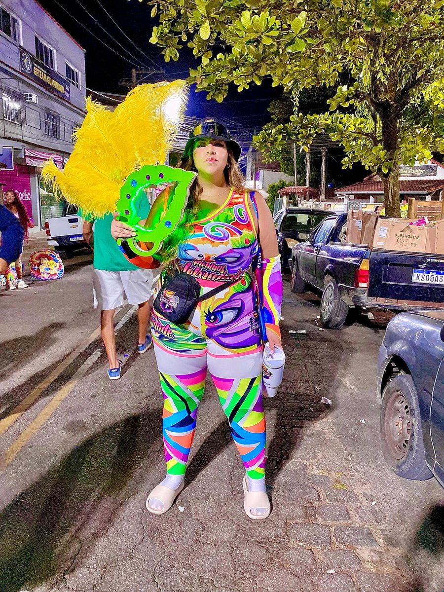 meninasdacdd's tweet photo. 🤪 https://t.co/841Fhu79TS