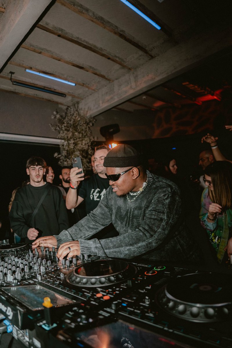 bun_xapa's tweet image. Still buzzing from an unforgettable night at Rhône-Alpes for Kurai Episodes!
The energy, the atmosphere, and the incredible crowd made this performance so special. Thank you, France, for the warm welcome—can't wait to be back! 🇫🇷Until next time!