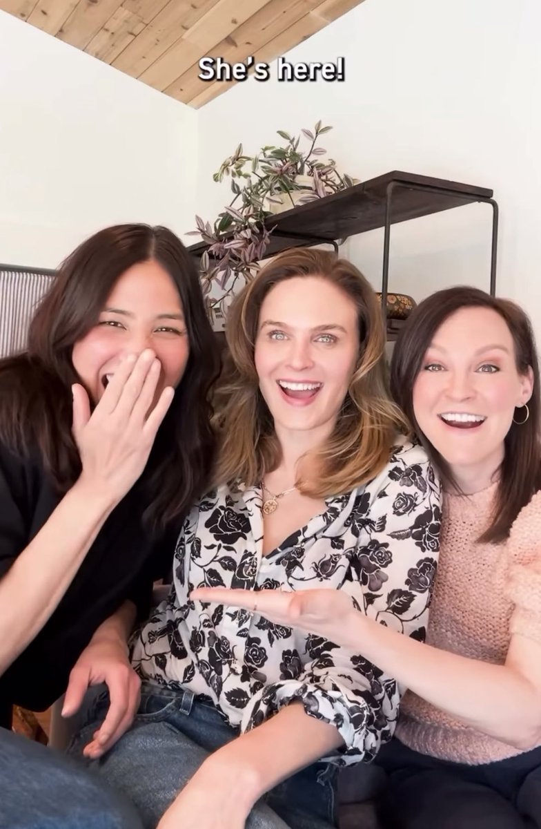 danielle tweet media