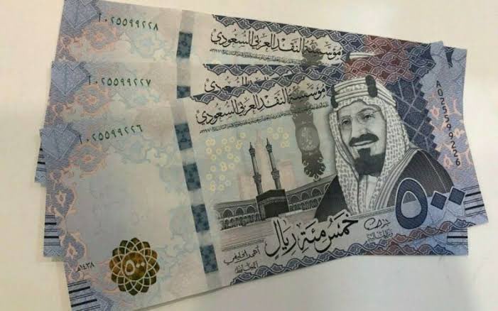 🚨 سحب وهدية بسيطة للـمتابعين 🚨

1000 ريال لـ اثنين من المتابعين 
500 ريال لـ كل واحد منهم 

الشروط بسيطة جدًا:

✅ رتويت لـ التغريدة
✅ متابعة <a href="/QEEO_o/">مشعل بس</a> 

السحب بعد 24 ساعة باذن الله .. موفقين جميعًا ♥️