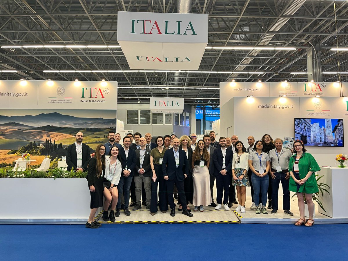 🙌 Se concluyó con grán éxito, la participación del Pabellón 🇮🇹 y sus empresas que buscan desarrollar vínculos comerciales en México en <a href="/Ecomondo/">Ecomondo</a>  México 2025 
¡Nos vemos en la próxima edición!
#ecomondomexico #MadeinItaly
<a href="/ItalyinMEX/">Italy in Mexico</a>