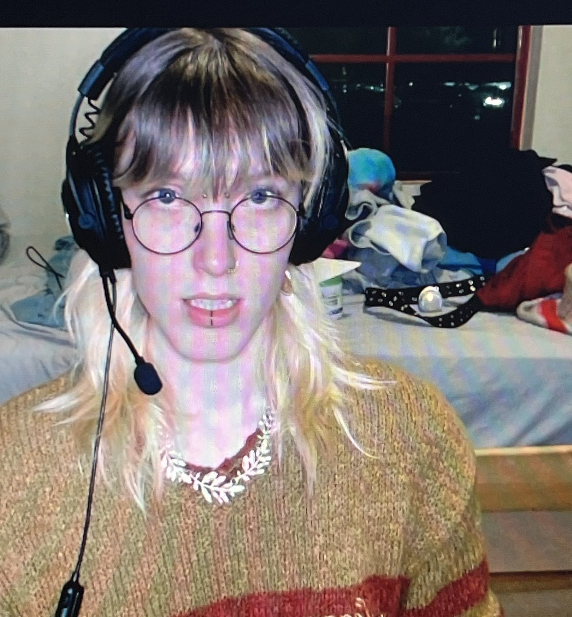 Webcam selfie (ignore the laundry)