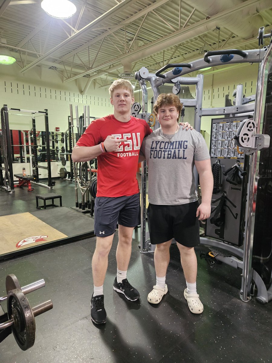 Aaron Menapace (@aaron_menapace) on Twitter photo Had a few college guys swing by to sling some iron while home on Spring break. <a href="/2Semmel/">Mason Semmel</a> <a href="/owenhause53/">Hausie53</a> representing 🔴⚪️🏈 well at <a href="/ESU_Football/">ESU Football</a> <a href="/lycofb/">LycomingFootball.com</a>
#HawkHILL
#OnlyHERE Had a few college guys swing by to sling some iron while home on Spring break. <a href="/2Semmel/">Mason Semmel</a> <a href="/owenhause53/">Hausie53</a> representing 🔴⚪️🏈 well at <a href="/ESU_Football/">ESU Football</a> <a href="/lycofb/">LycomingFootball.com</a>
#HawkHILL
#OnlyHERE