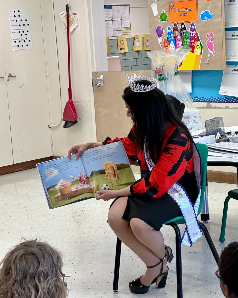 Students in our #RocklandBOCES CABAS program at the Tappan Zee Education Center celebrate #ReadAcrossAmerica with special guest Christina Contento! Ms. Contento is the Assistant Principal of our Hudson Valley P-TECH and Ms. New York International 2025.