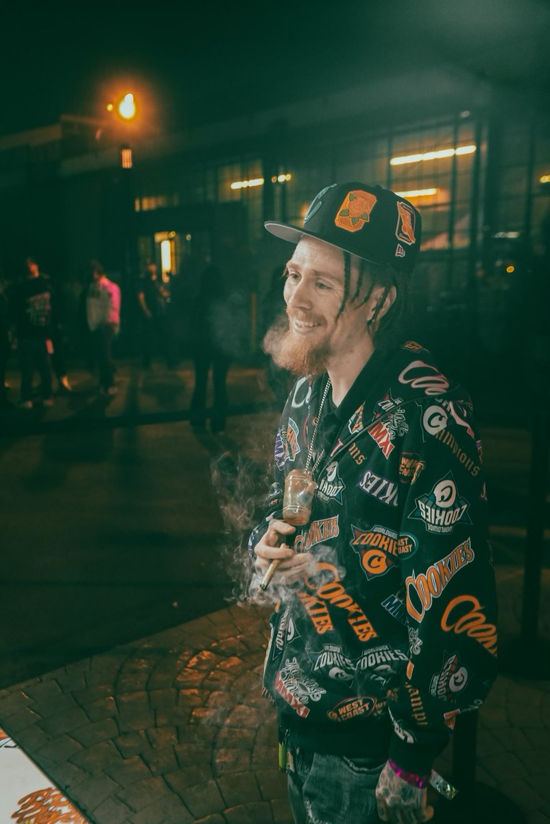 When outcast has his third eye it’s always a vibe! ✨😈✅🫁 shout out: <a href="/meettheshooter/">GrapeProduction</a> for always getting the clean! 📸🎥