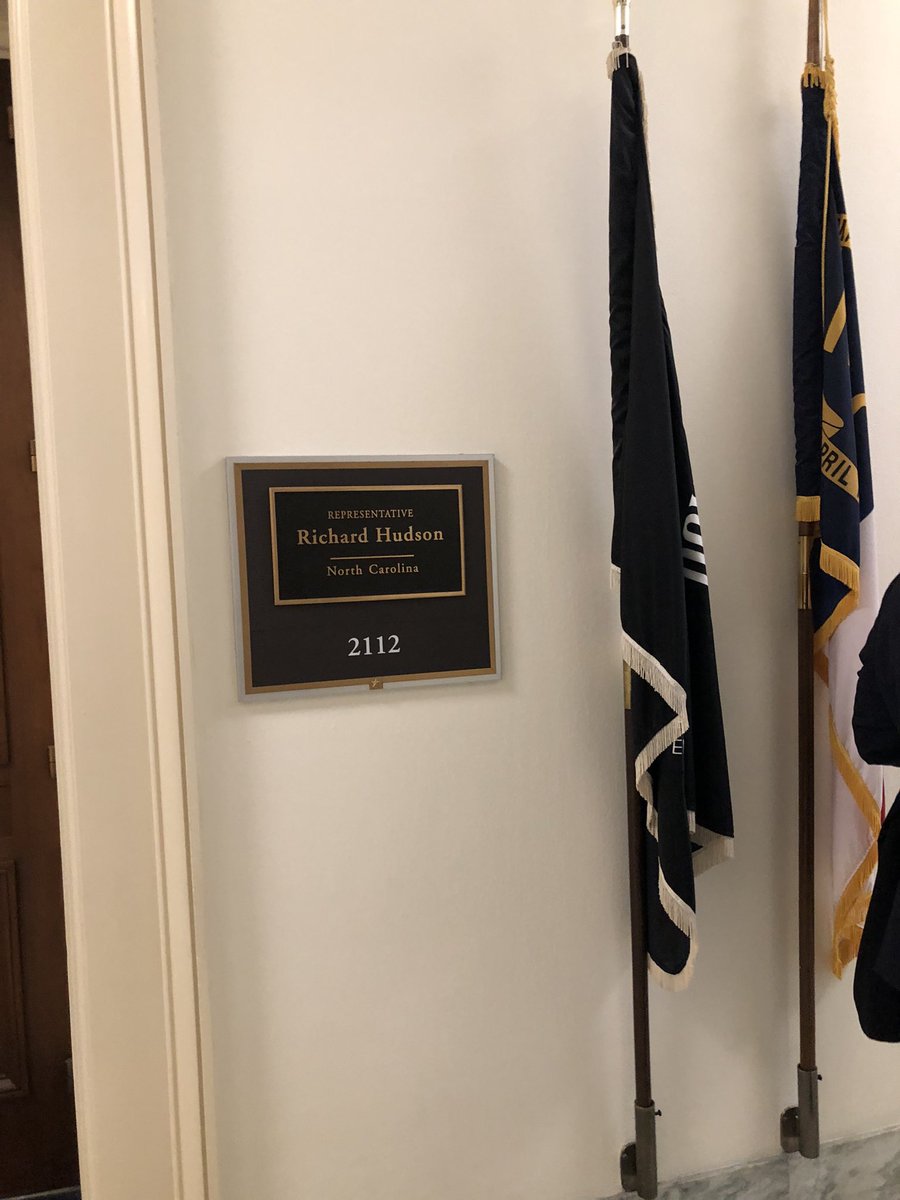 ksielken1's tweet photo. What an honor to join #2025AdvocacyDay with @AllianceExchnge. Spreading the word about
how exchanges benefit U.S. &amp; int’l participants and U.S. communities! @ParticipateLrng #UnitingOurWorld https://t.co/nPnSguhjuL