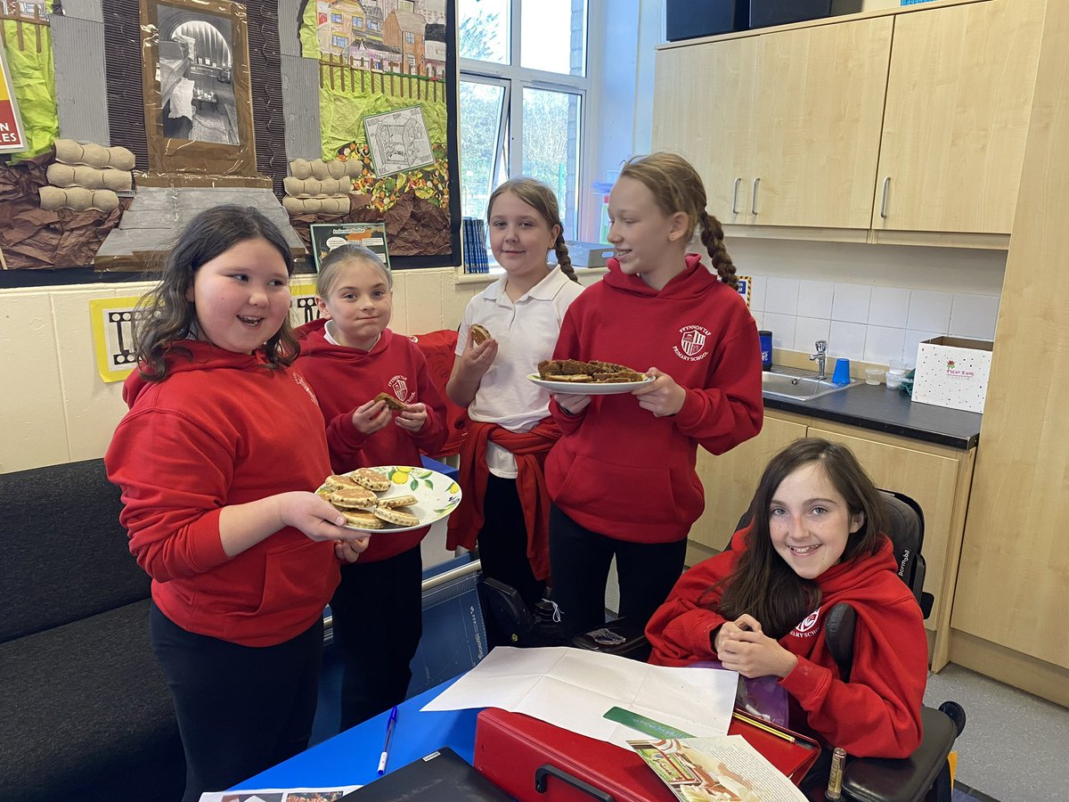 Criw Cymraeg helped during our Caffi Snac during Welsh week! Diolch yn fawr iawn!