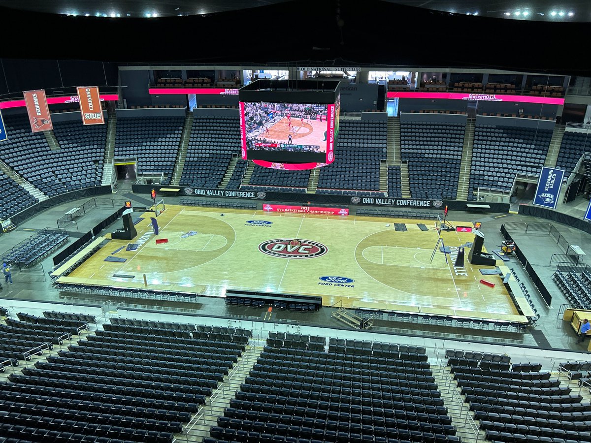Congrats to the OVC Tourney winners, SIUE Men and Tennessee Tech Women, who took home the championship on a Robbins All-Star Portable Basketball Court at the Ford Center in Evansville, Indiana! 🏆 🏀 
<a href="/SIUEMBB/">SIUE Hoops</a> <a href="/TTUWBB/">Tennessee Tech Women’s Basketball</a> 

#OVCTournament #SIUEMen #TennesseeTechWomen #RobbinsAllStar