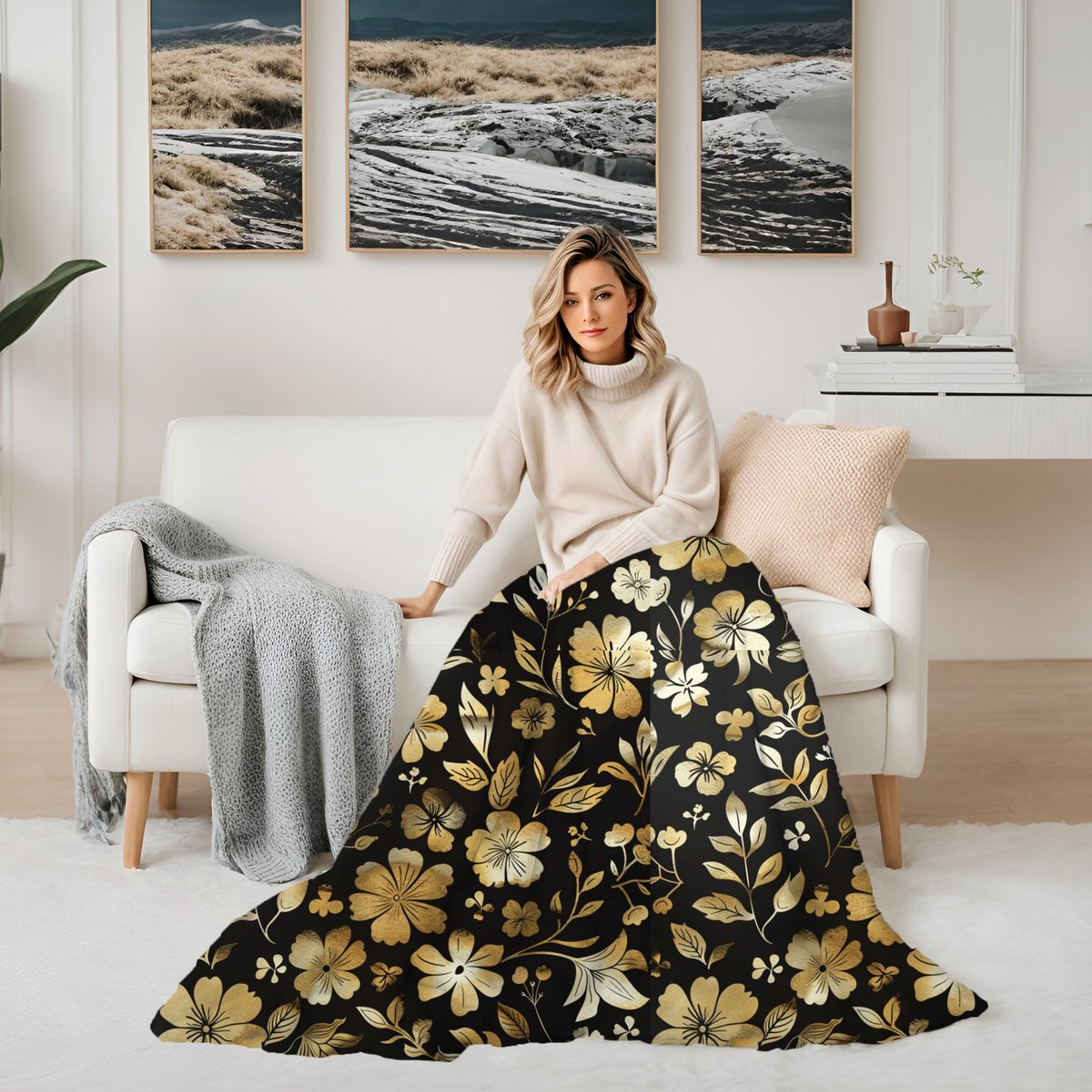prinyos's tweet photo. Floral Golden and Black Elegant  Fleece Blanket https://t.co/JmDLCaQYO7 via @zazzle #ELEGANTHOMEDECOR
#CHICGIFTFORHER #GIFTFORMOM #MOMLIFE #GOLDENBLANKET https://t.co/fGKnOXyt6M