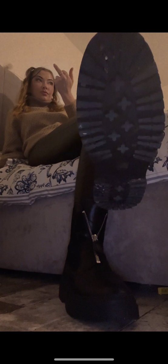 GoddessKay291's tweet photo. Your POV 

With a little reminder of how much of a lost cause you dorks are 

🤣

Findom https://t.co/eEfcYQIuuu