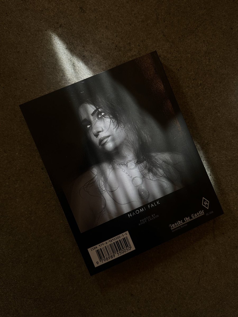 In all her beauty and gloom!

THE SURRENDER OF MAN out April 22nd. 

asterismbooks.com/product/the-su…