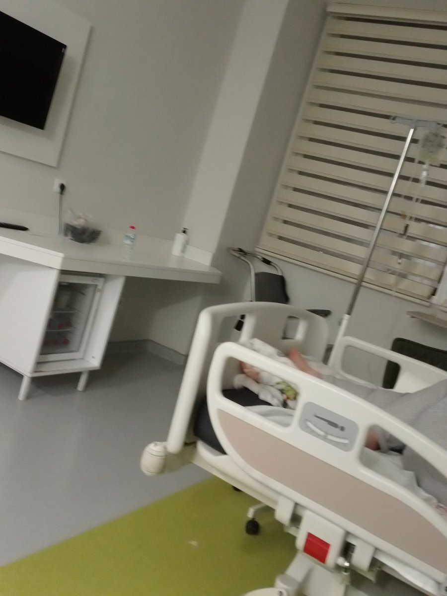 Allahım hiç kimseyi çaresiz yoğun bakım kapılarında hastane odalarında bekletmesin🙏
Şükürler olsun serwise çıkardılar Anneciğimi🫶
Takipleştiğim takipleşmediğim kim warsa hepiniz dua edip güzel enerjilerinizi gönderdiniz we buranın güçlü Aurası yine iyi geldi
Çok teşekkür ederim