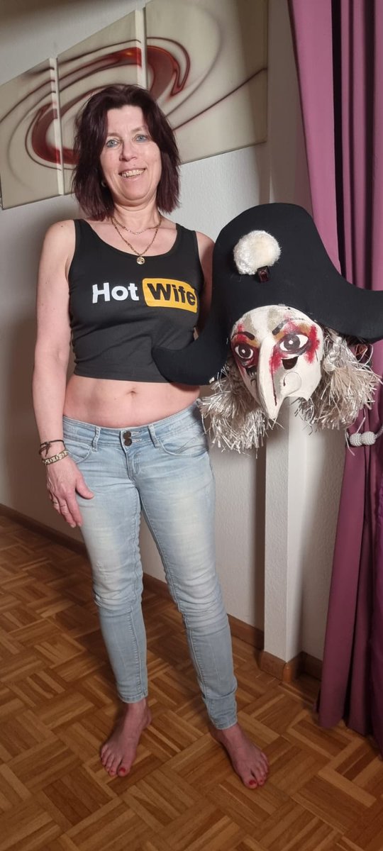 beabealissima's tweet photo. In Basel ist Fasnacht und ich habe die ganze Woche frei.. Hast Du Sehnsucht nach Zärtlichkeit, Lust auf heisse Orgasmen oder einfach Hochdruck der rasch abgespritzt werden muss.. Melde Dich per Whatsapp. Ich bin gerne für Dich da.. 💋💋💦����💋 https://t.co/U11bXmymWa