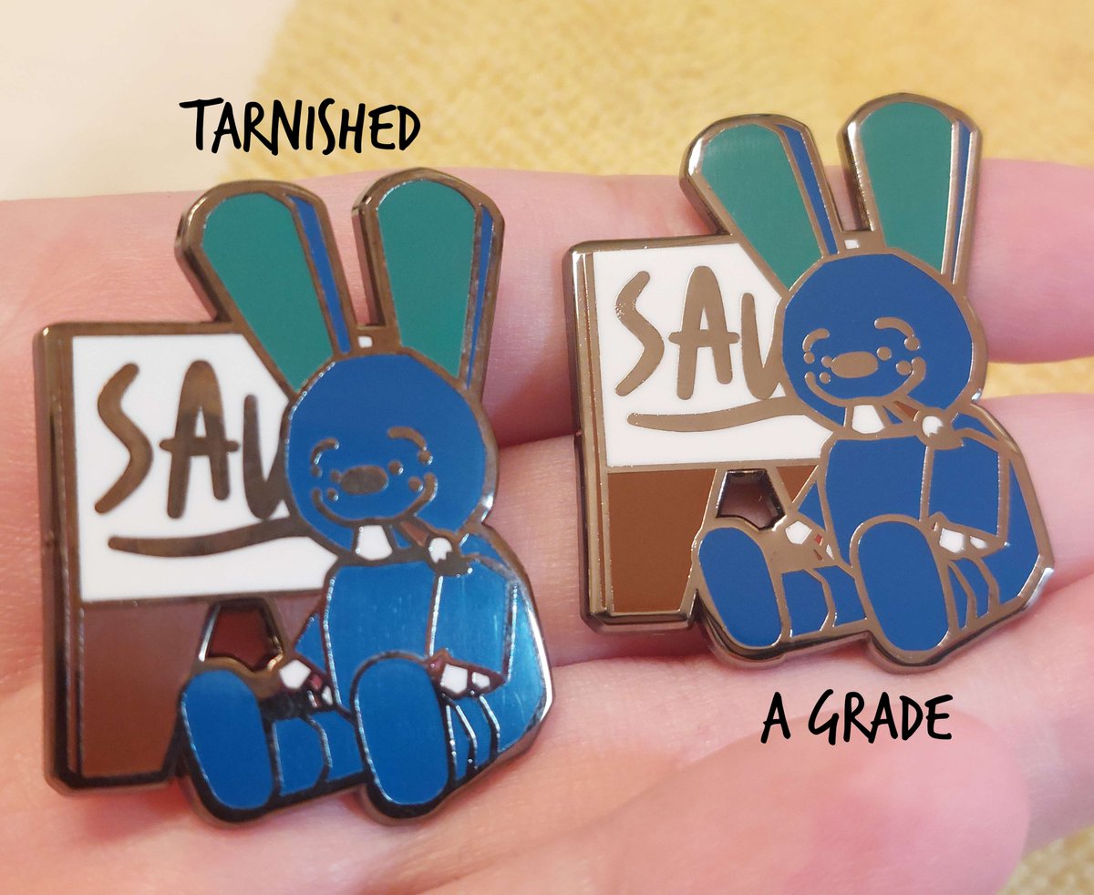 PoisonousPastel's tweet image. Uh oh, Stumbler got dirty! 
The pins that came with tarnished metal that I couldn't find time to clean are now up on Etsy for a VERY discounted price:

etsy.com/listing/177616…

#Shipwrecked64 #Shipwrecked #StumblerOHare