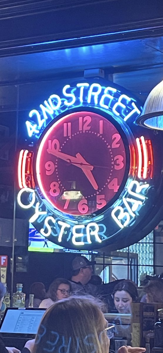 Nikita Warren tweet media