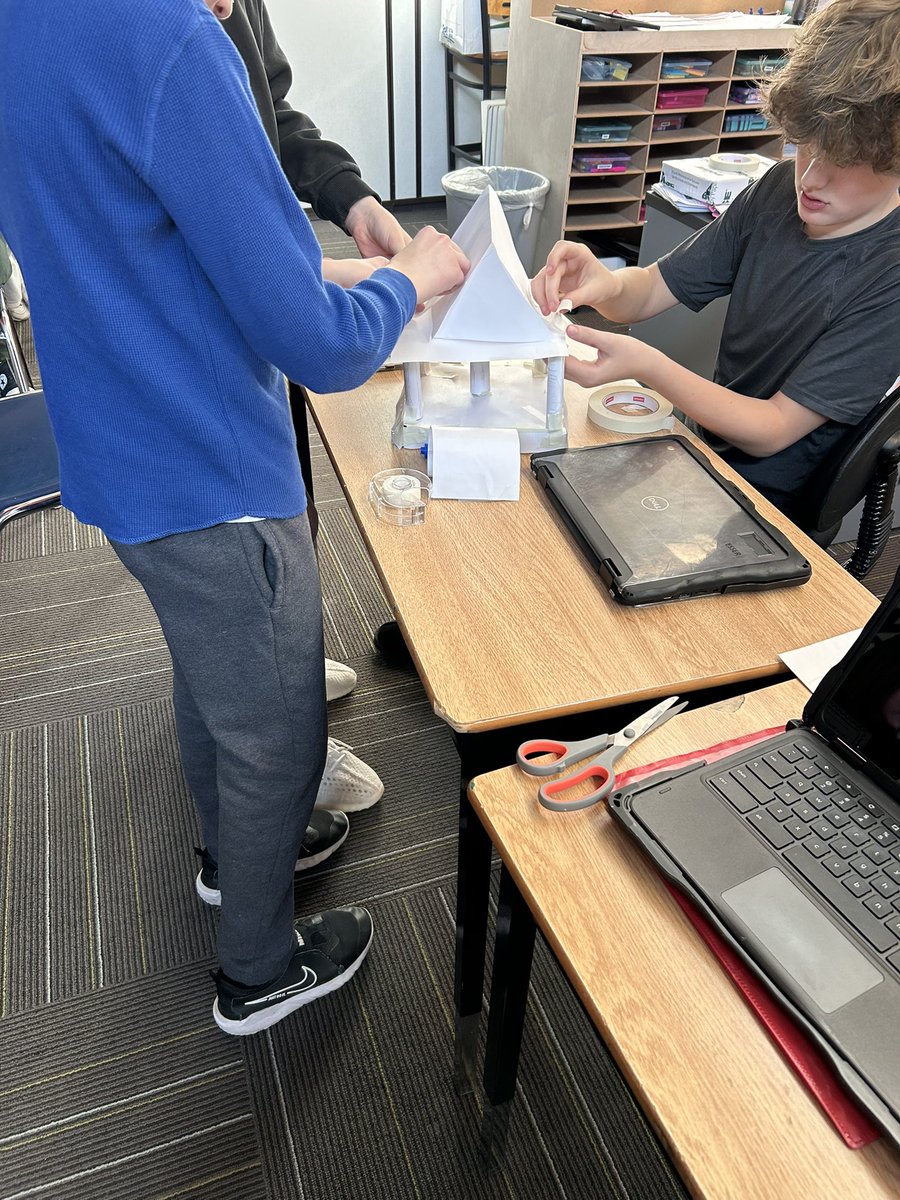 MsKeefer tweet media