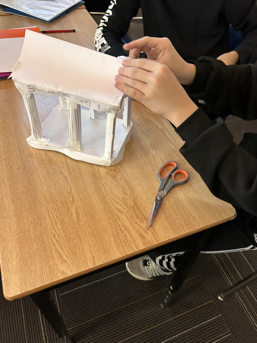 MsKeefer tweet media