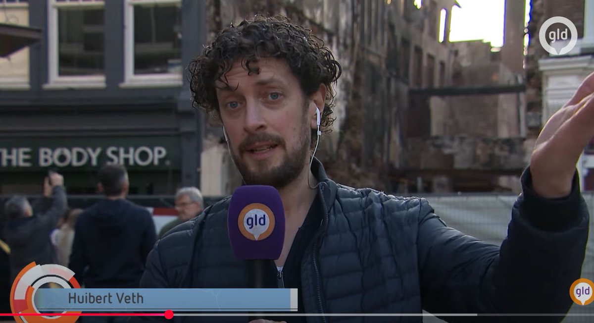 HuibertVeth's tweet photo. Zowel regionaal als landelijk deze avond live in het journaal bijgepraat over de ontwikkelingen rondom de Arnhemse stadsbrand van afgelopen week.
https://t.co/uqXNvB7c5X https://t.co/XSLi6f0BtY