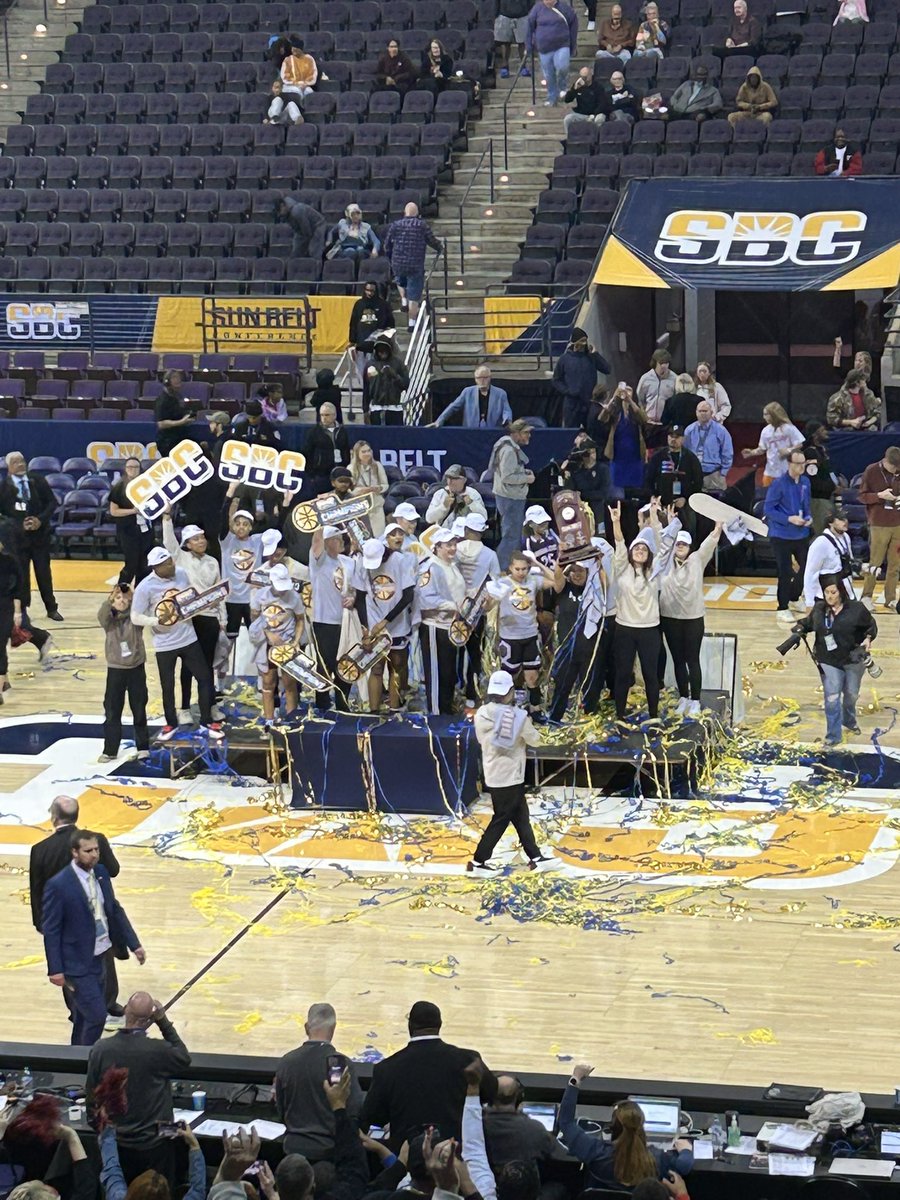 C_hase's tweet image. The A-State Women’s Basketball team is going to the Big Dance for the first time in school history! Go Red Wolves!