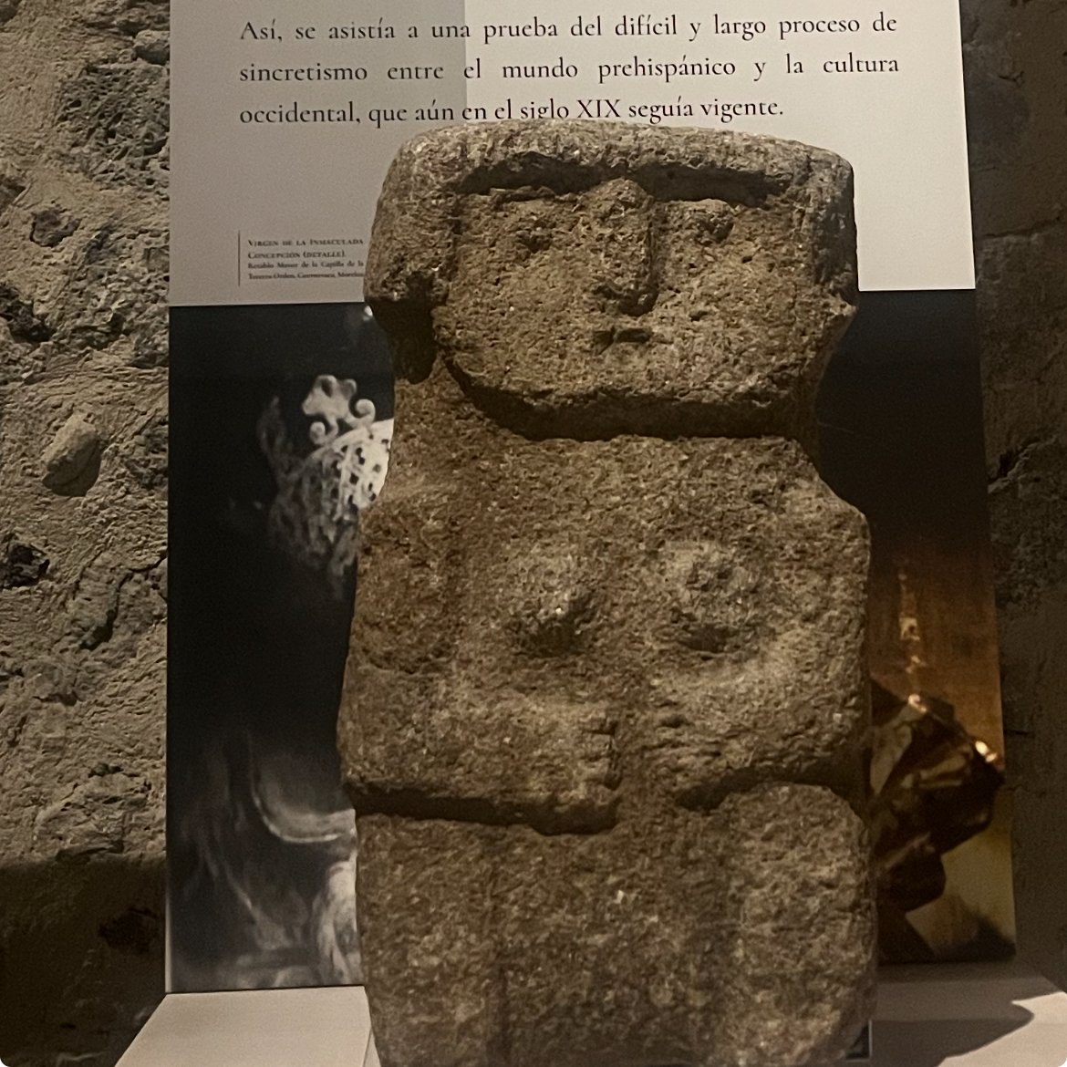 valeriajasso10's tweet photo. ❓.Sabías que Tonantzin, la gran madre de Mesoamérica estuvo oculta por siglos bajo un altar de la #Catedral de #Cuernavaca? Al descubrirla, "el obispo rojo", Sergio Méndez Arceo, decidió no volver a ocultarla. Conoce esta historia de sincretismo, resistencia y dignidad.🧵👇1/10 https://t.co/T4z2XNezbj