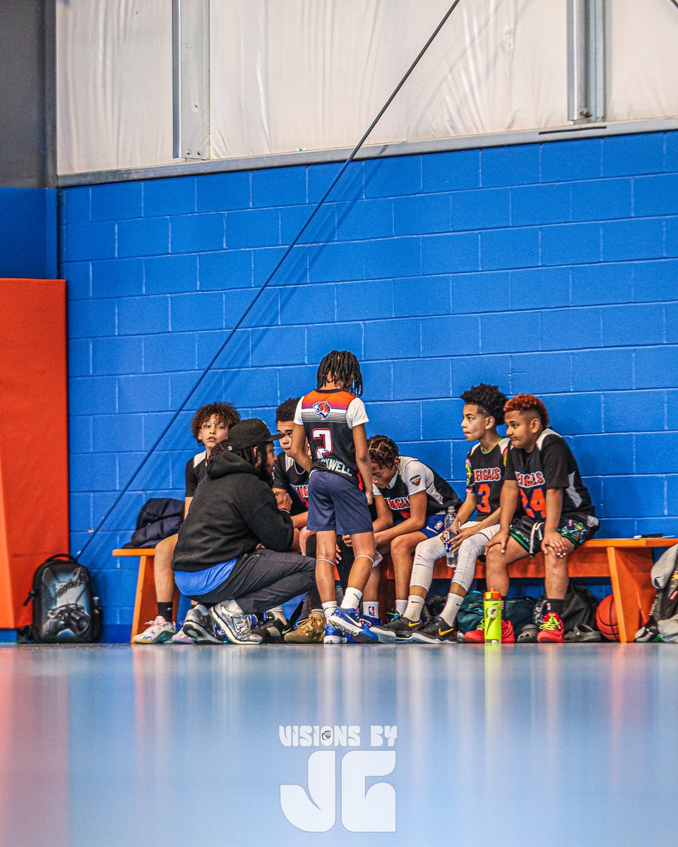 BornMalcolm's tweet photo. MENTOR : to provide guidance, advice, feedback and support to the mentee. As well as serving as their role model, teacher, counselor, advisor, sponsor, advocate and ally. You will provide them with all their tools to be able to become a better version of themselves. https://t.co/xmomXe3Ku9