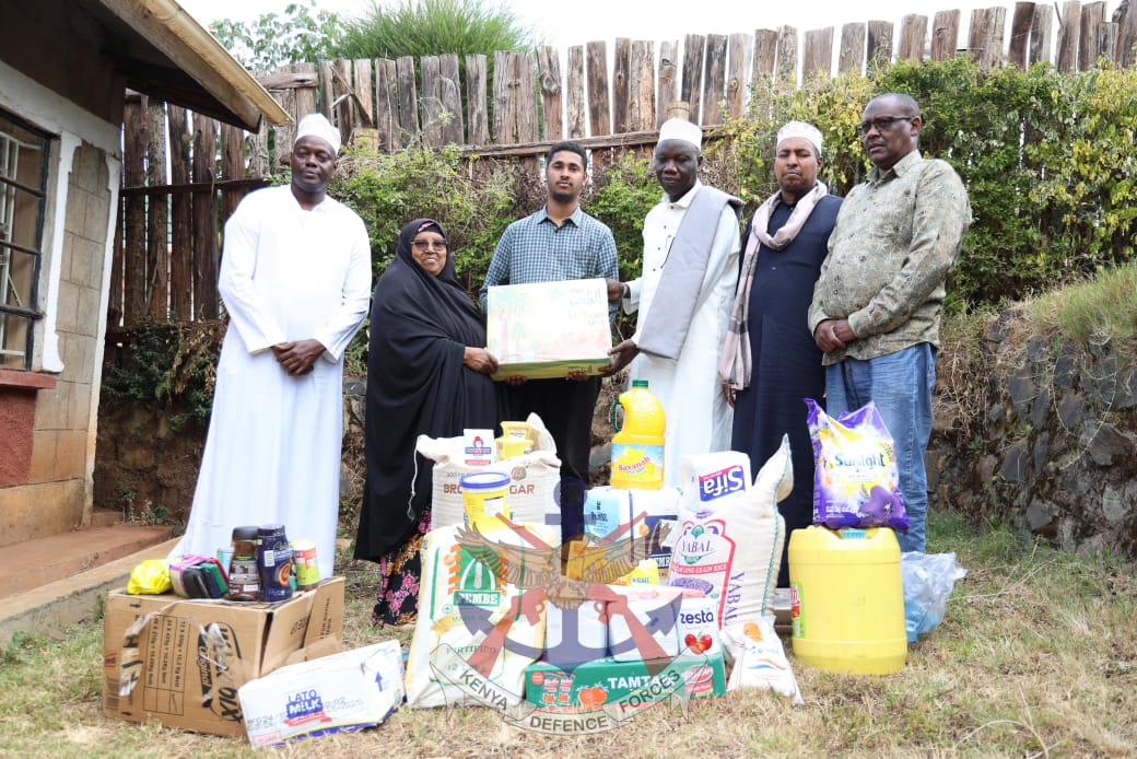 The Defence Headquarters Muslim Community this week donated Iftar to two widows of former KDF Principal Imams, in symbolic acts of kindness during the Holy month of Ramadhan.

Read more at shorturl.at/40qeQ