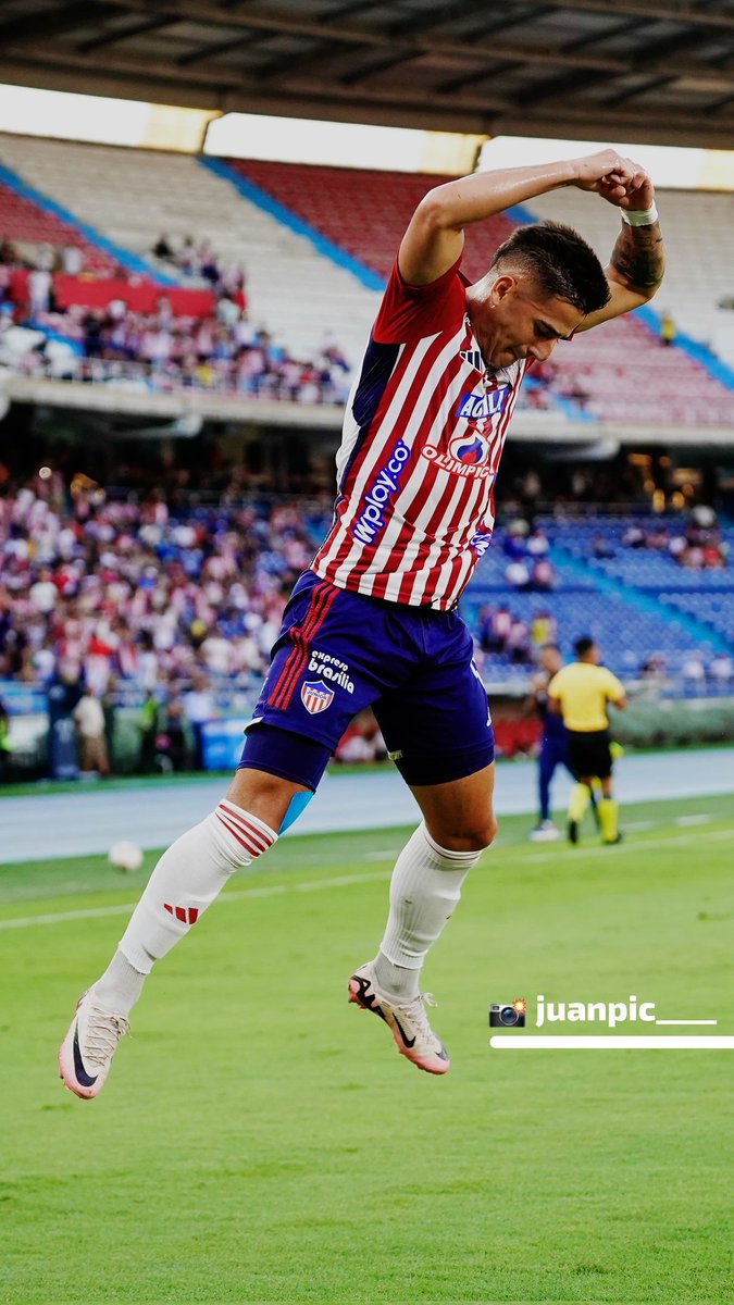 Juan10P's tweet photo. SIIIIUUUUU
📸@juan10p https://t.co/Ycj92Bhurs