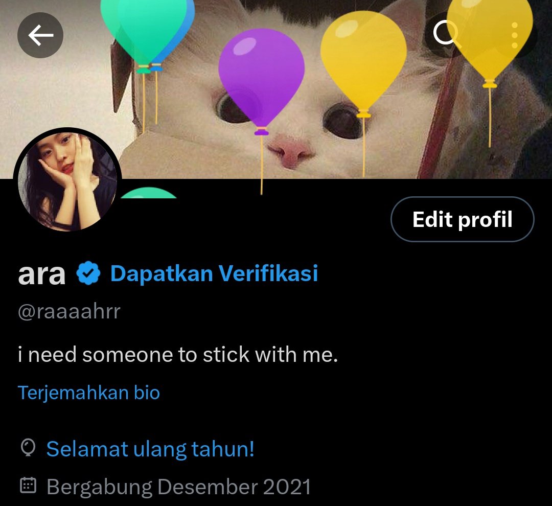 ara tweet media