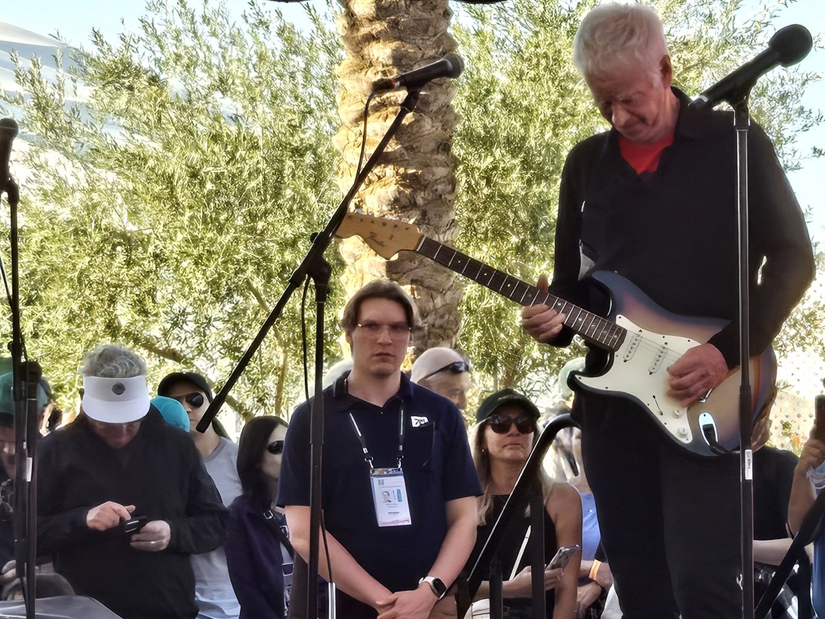 A man of many talents, <a href="/JohnMcEnroe/">John McEnroe</a>, gave a great concert yesterday at #TennisParadise!