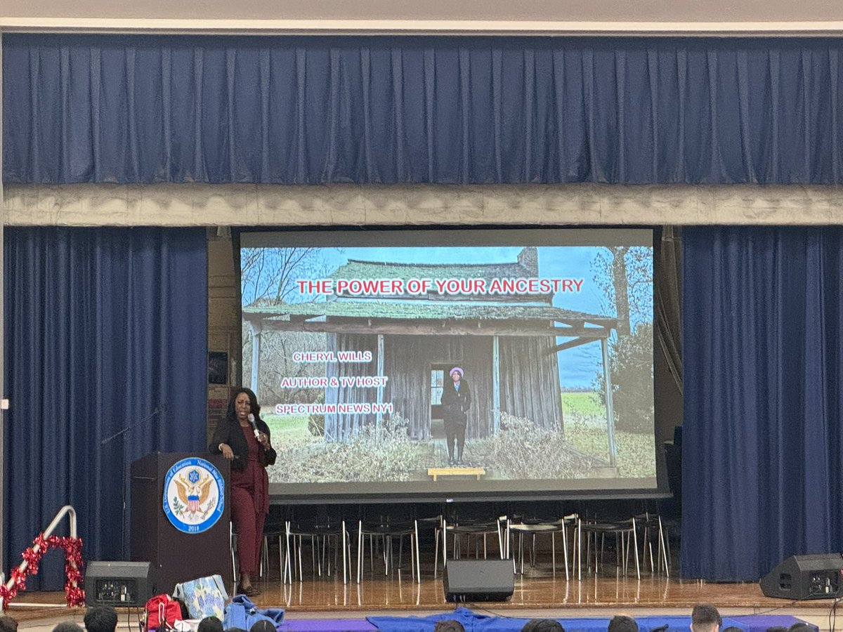 ryanlions216Q's tweet photo. Some more pictures highlighting @cherylwillsny1 fabulous presentation. She also took the time to sign around 500 copies of her novel, Emancipated for our students. @Civics_For_All @D26Team #civicsweek https://t.co/7tfXe6d4ys