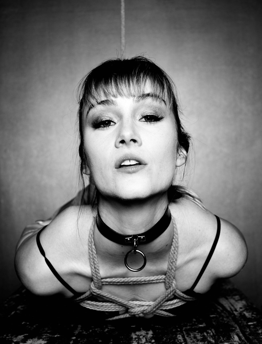 Slowly taking over your feed with these gorgeous photos... as I should!
📸: Mark Dektor
  Rigger is Sir Rucifer
<a href="/SirRucifer/">Rucifer</a>