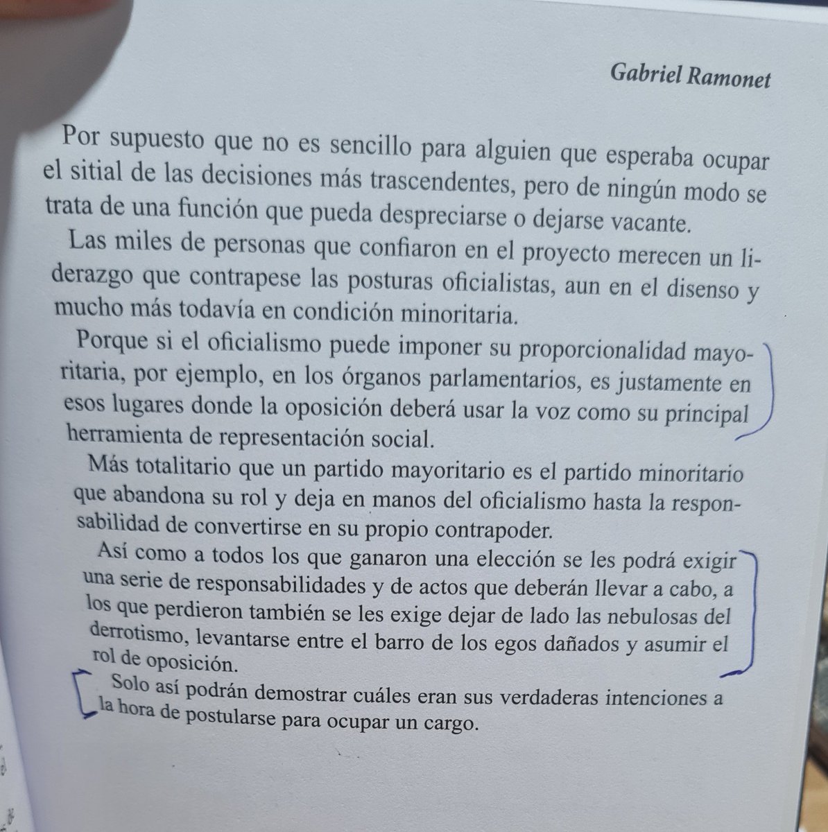 sofiradio19's tweet image. Tras lo ocurrido en #PuntaAlta y #BahiaBlanca ha vuelto a mis manos, en el orden del caos, #NosotrosLosFueguinos del gigante @gramonet y apareció este capítulo inquietante sobre #EGOspoliticos #adjudicaciones #críticas #quejas #hechoynohecho a dejarse de joder y a UNIRSE !!
