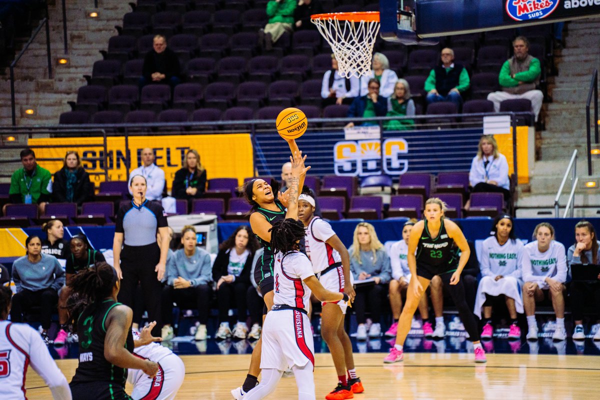 Marshall Women's Basketball (@herdwbb) on Twitter photo Congratulations to <a href="/aislynnhayes__/">Aislynn Hayes</a> for being named to the 2025 SBC All-Tournament Team!
🟩Led Marshall to a 4-1 record in the 2025 SBC Tournament
🟩Had three 20-point performances
🟩Averaged 19.6 points per game
🟩 Set record for FT attempts in a tournament (43) Congratulations to <a href="/aislynnhayes__/">Aislynn Hayes</a> for being named to the 2025 SBC All-Tournament Team!
🟩Led Marshall to a 4-1 record in the 2025 SBC Tournament
🟩Had three 20-point performances
🟩Averaged 19.6 points per game
🟩 Set record for FT attempts in a tournament (43)