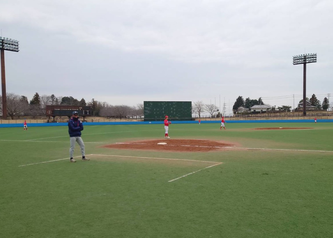 uuob_bbc1957's tweet photo. 活動報告　3/8(土)
オープン戦　vsコットンウェイ様
◯18-5
寒い中の試合でしたが、ベテラン古澤の熱投もあり勝利しました💪 https://t.co/MdwFT15uWa