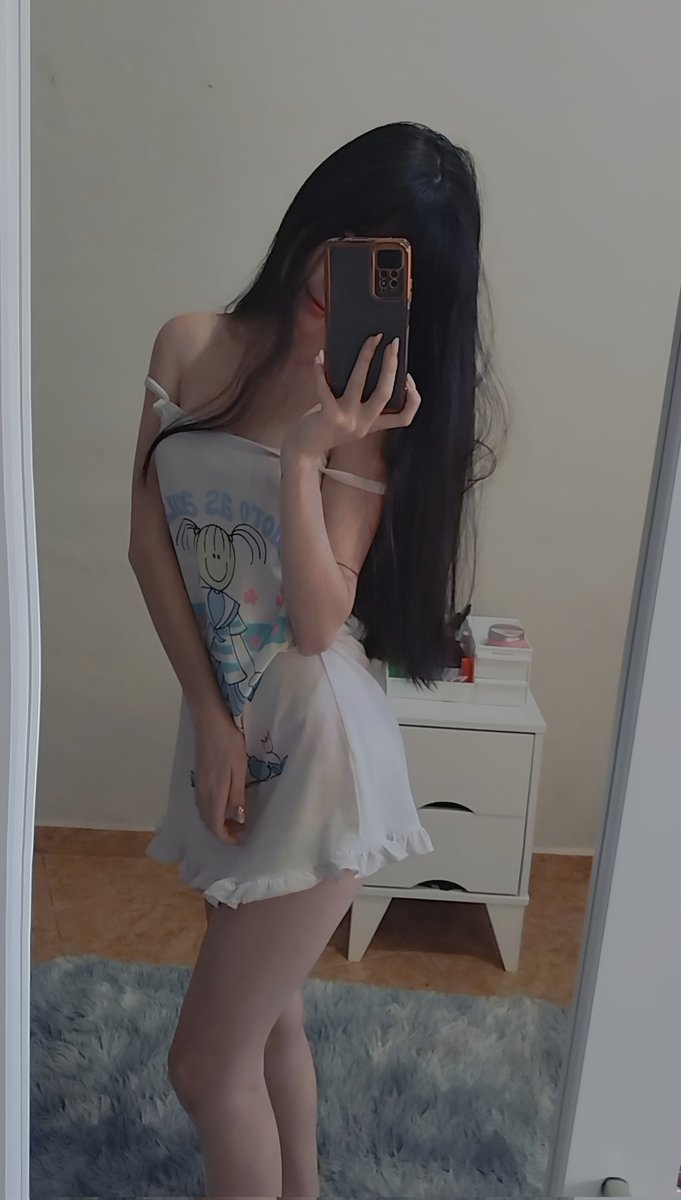 Like if you like to see me in a little 🙈♥️ dress