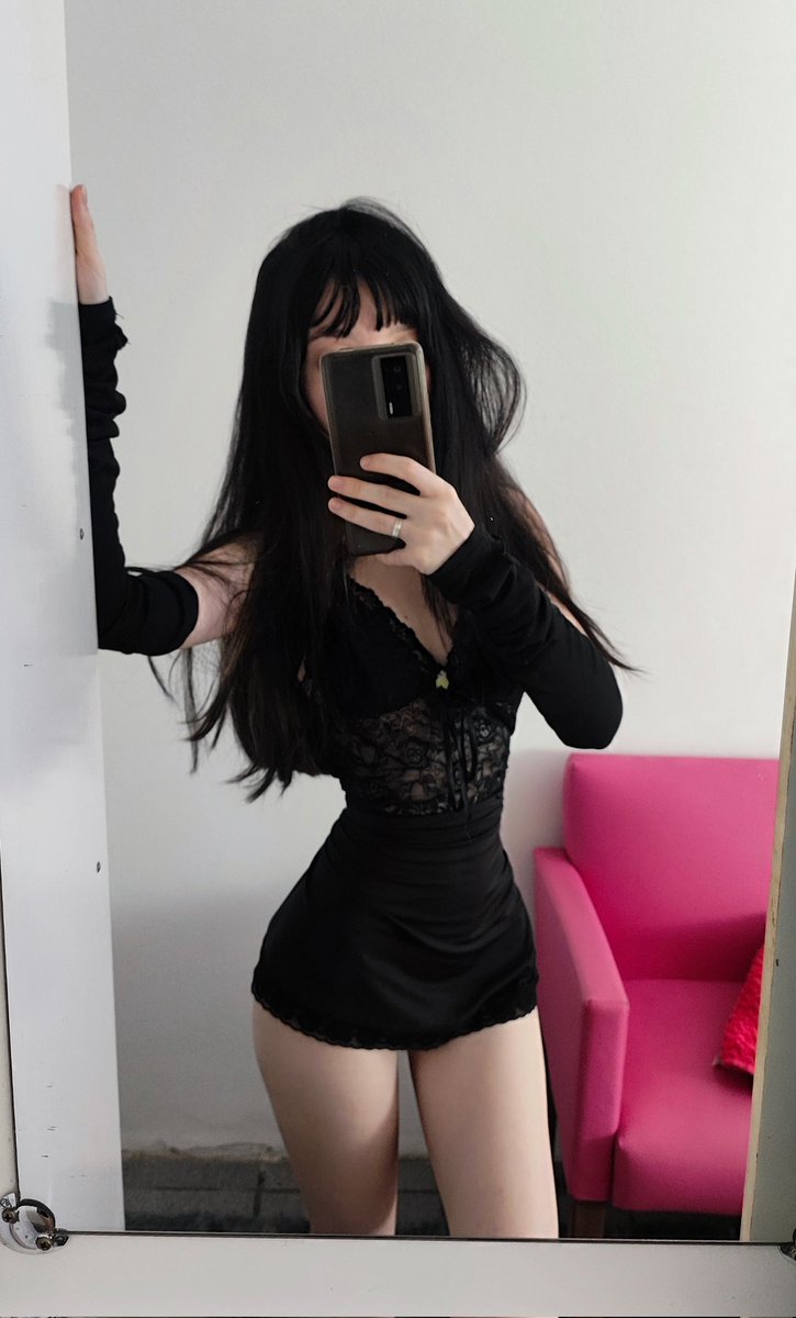 I liked it if you like a skinny white girl, gamer and 1.55 tall 🙈♥️