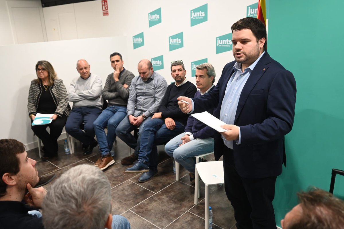 🔛 Nova etapa per transformar Granollers!

☝️ Avui hem celebrat l’assemblea amb la nova executiva de Junts per Granollers, reafirmant el nostre compromís amb la ciutat

🗣️ També hem explicat els eixos sobre els que treballarem per millorar la vida dels nostres conciutadans