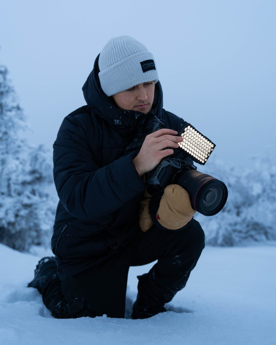 LumeCube's tweet photo. The Panel Pro 2.0 delivers reliable lighting whenever you need it, built to withstand even the toughest conditions.

#Litbylume #Lumecube https://t.co/qGWnzH6fe5