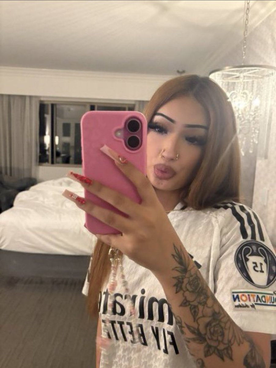 mya2wet's tweet photo. DM if you wanna be nexttt💦 https://t.co/ZOrjkW103Y