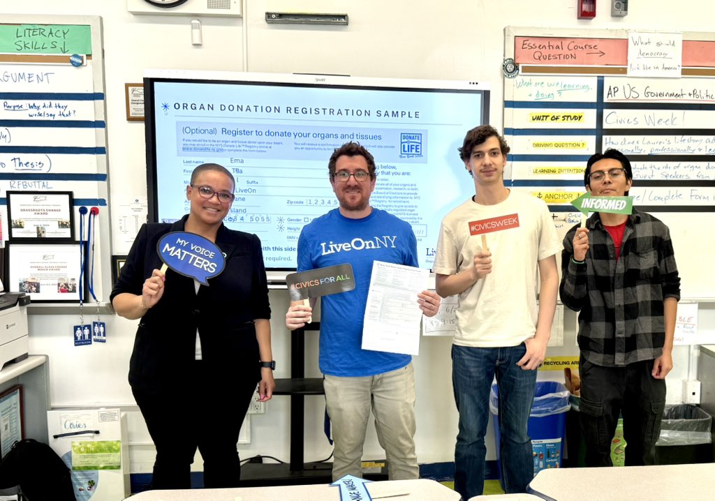 David Edelman (@daveedelman) on Twitter photo On Day 1 of #CivicsWeek @LiveOnNY visited <a href="/usahsnyc/">Union Square Academy for Health Sciences</a> to discuss voting, organ donation, Lauren’s Law, making NY the only state where organ donation is on the voter registration form. 8,000 NYers are waiting for a life saving organ. <a href="/NYCCTE/">NYC CTE</a> <a href="/Civics_For_All/">Jenna Ryall</a> <a href="/NYCVotes/">NYC Votes</a> <a href="/manhattanhs/">manhattanhs</a> On Day 1 of #CivicsWeek @LiveOnNY visited <a href="/usahsnyc/">Union Square Academy for Health Sciences</a> to discuss voting, organ donation, Lauren’s Law, making NY the only state where organ donation is on the voter registration form. 8,000 NYers are waiting for a life saving organ. <a href="/NYCCTE/">NYC CTE</a> <a href="/Civics_For_All/">Jenna Ryall</a> <a href="/NYCVotes/">NYC Votes</a> <a href="/manhattanhs/">manhattanhs</a>
