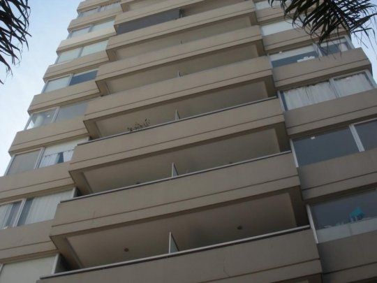 CDesarrollistas's tweet image. 💼🔍 ¡Nueva reforma en la liquidación de inmuebles estatales! Con el decreto 176/2025, se agilizan las ventas y se eliminan monopolios en tasaciones. 🏢💰 #DesarrolloEficiente #ArgentinaModerna #GestiónInteligente

 Lee mas acá 👇👇👇👇 
diario.ladesarrolleta.com/noticia.html?i…