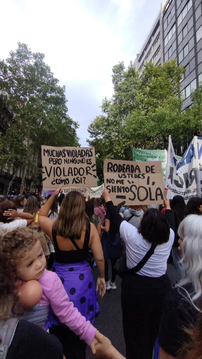 paoalbornozf's tweet image. #8M en la marcha. Nunca más solas.