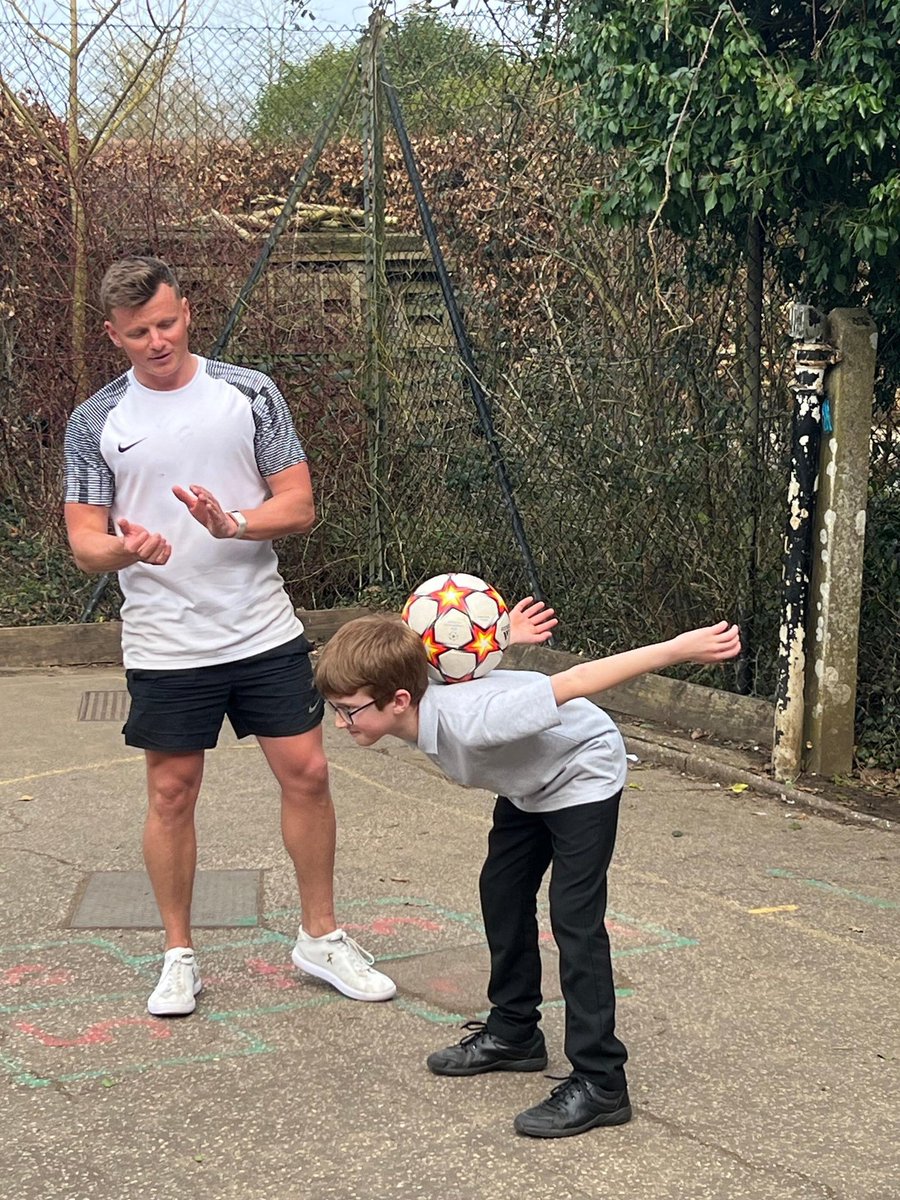 Thorndon CEVC Primary tweet media