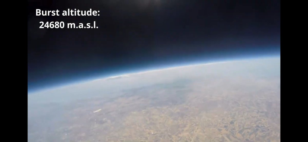 El "GalaSAT project" de la mano de <a href="/pepe_alcaide/">Pepe Alcaide</a> y el alumnado del IES Antonio Gala de Palma del Río, nos comparte un video-resumen de su última misión de lanzamiento de un globo estratosférico.
🎥
youtu.be/3YgjVzxtfXg?si…
👩‍🚀👨‍🚀🚀
Detalles de la misión en el siguiente hilo. ⤵️