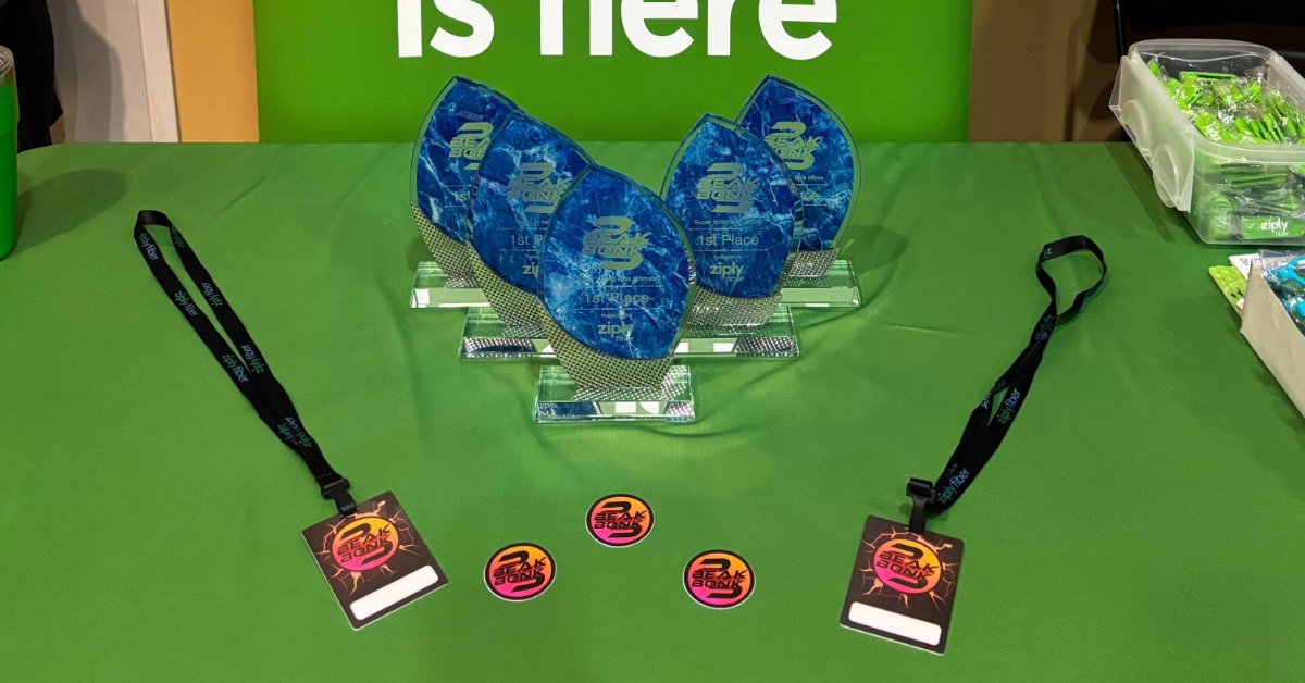 ZiplyFiber's tweet image. As a presenting sponsor of @Beak_Bonk, we were thrilled to power up this epic gaming showdown in Moscow, ID. With $4,500 in cash prizes, the competition was next level.  Whether you were playing or just enjoying the vibes, thanks for being part of the action!